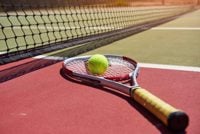 FREE TENNIS COACHING 13-16yr - Hartley Wintney
